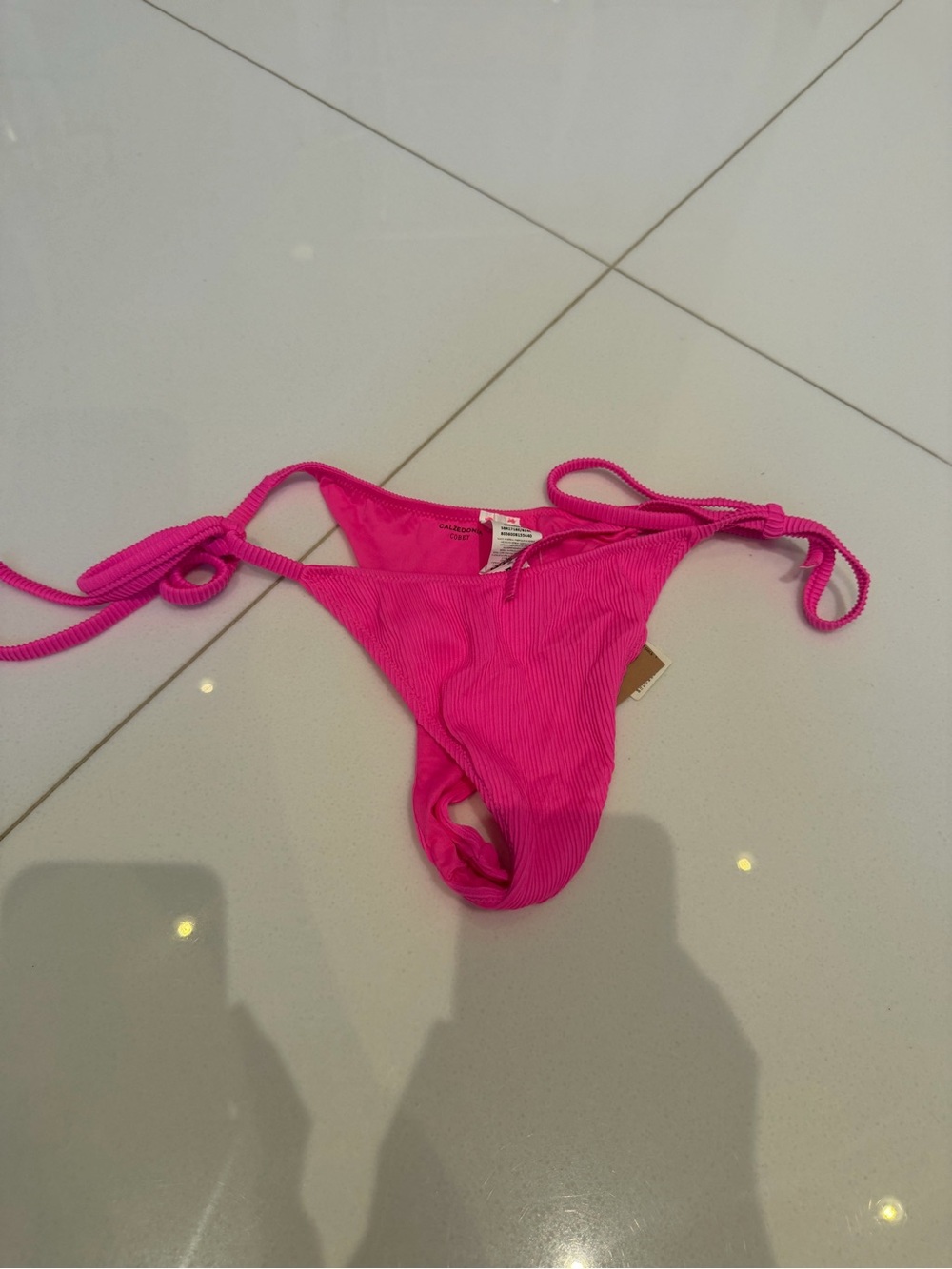 Calzedonia High Cut V-shaped Brazilian Swimsuit Bottom New York - Elevtric Pink